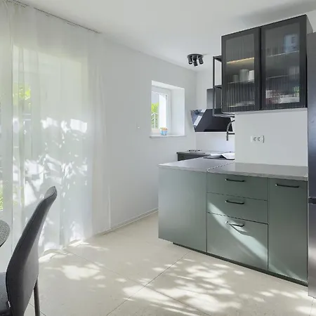 Apartment Fortica Garden Apartment, Arena, Free Parking Pula